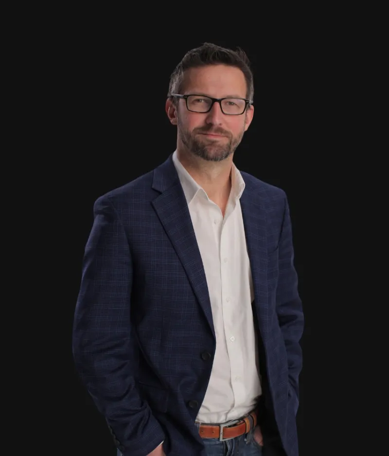 Andrew Calhoun headshot.