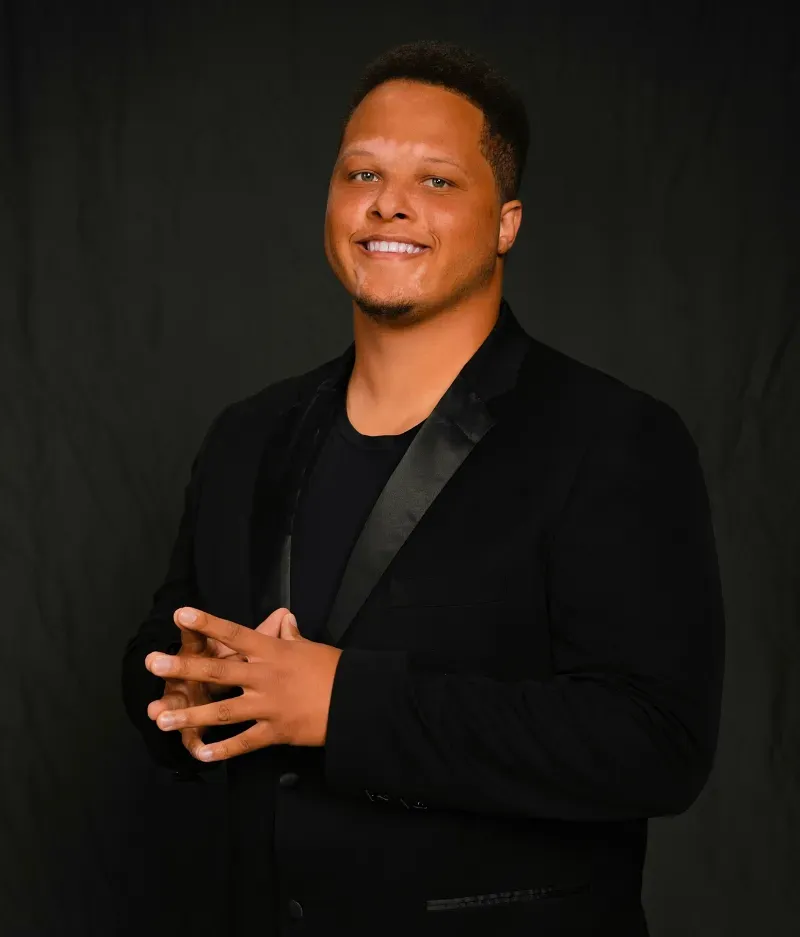 Malcolm Lane headshot.